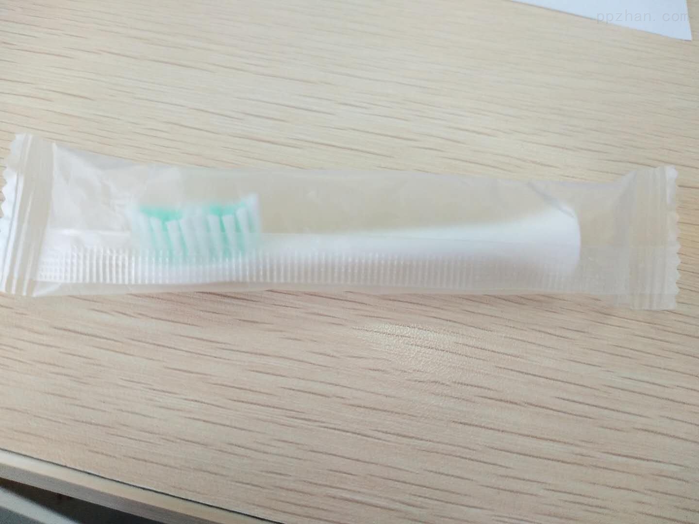 广州电动牙刷头包装机